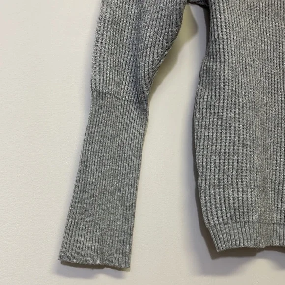 NWT Summer and Rose Knit Sweater - Picture 4 of 9